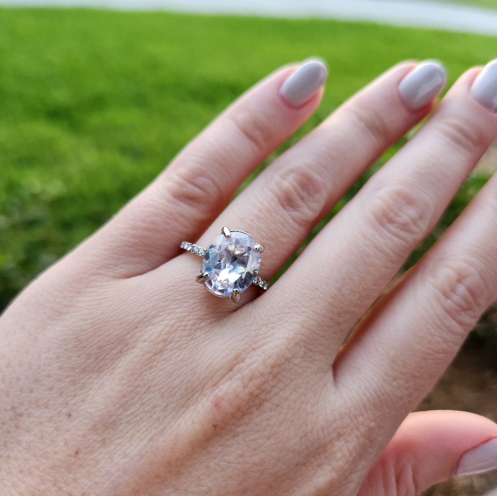 Size 7 oval cut Cubic Zirconia ring‎